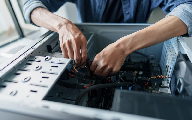 Equipo profesional de Telegrup especialistas en telecomunicaciones y seguridad